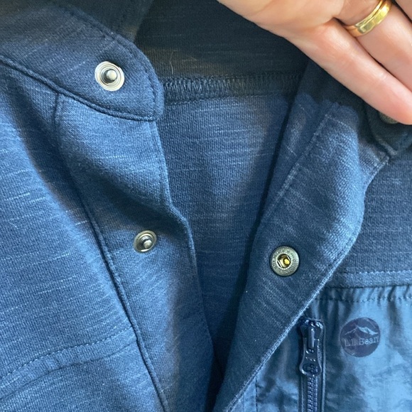 L.L. Bean Shirt Mens XL Tall Blue Explorer Snap Front Shirt Jacket Slightly Fit - Picture 4 of 8